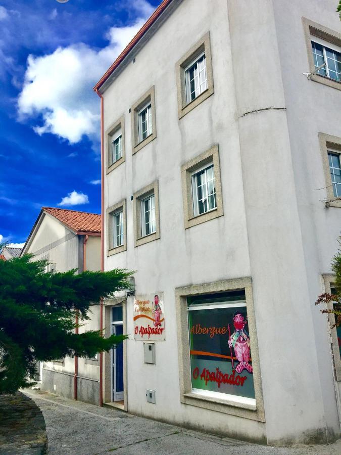 Albergue O Apalpador Melide Exteriér fotografie